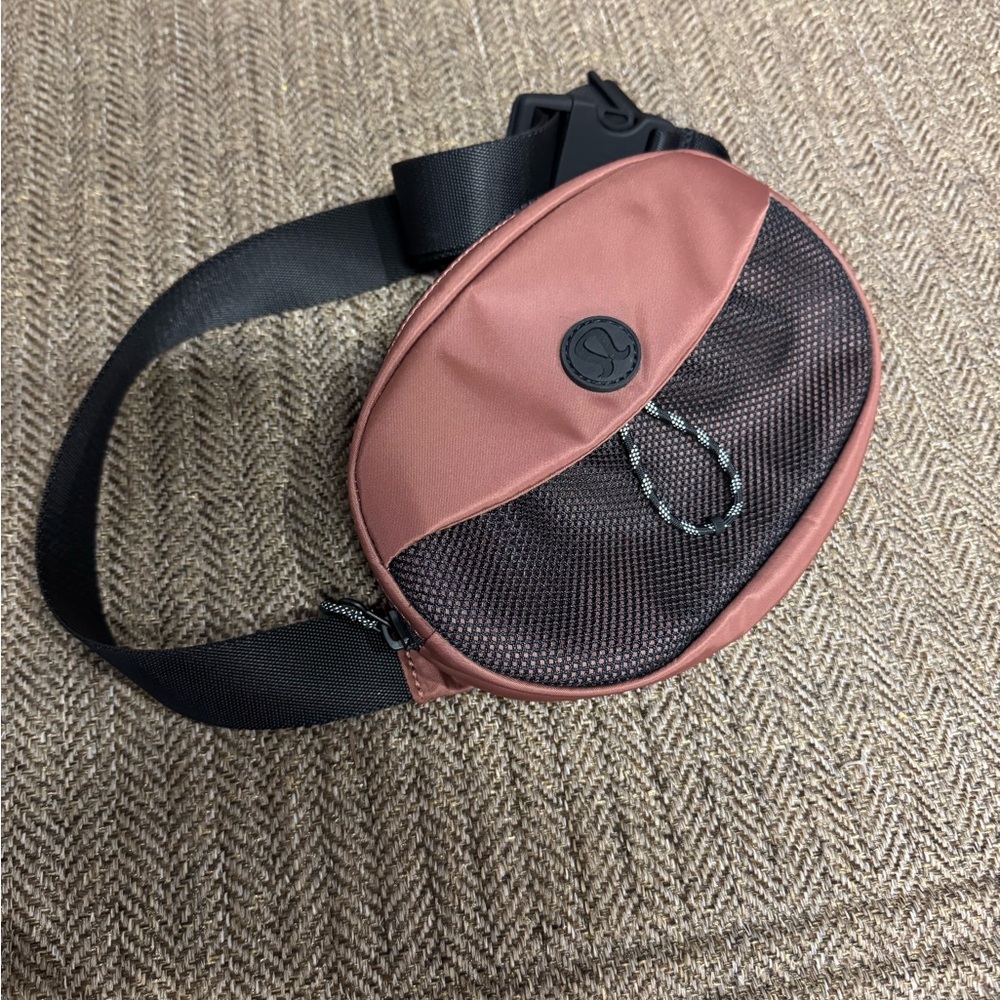 Lululemon Take it On Belt Bag - Ancient Copper - Like New - Picture 2 of 4
